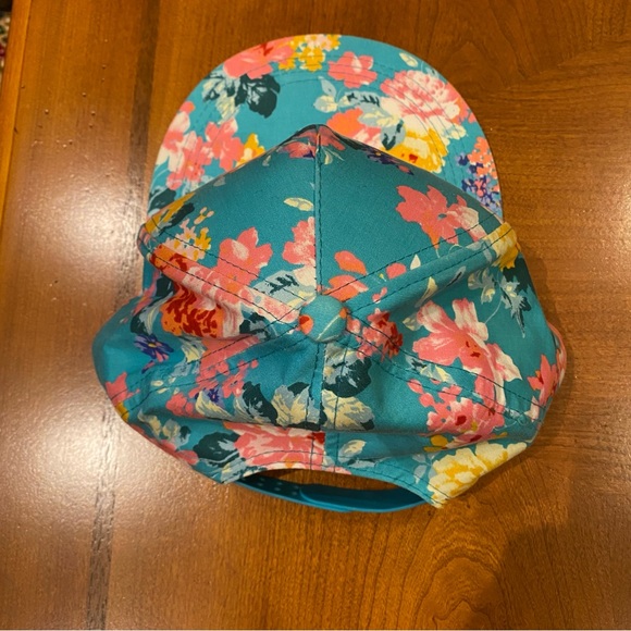 Olive & Pique SnapBack Trucker Baseball Hat, turquoise with pink florals - Picture 7 of 8